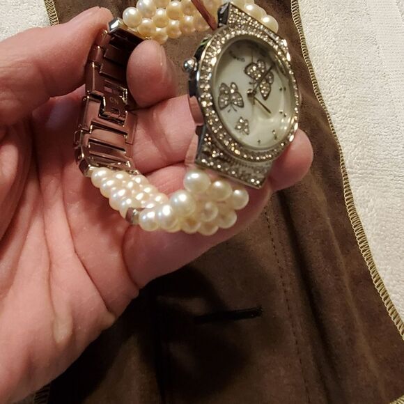 Limited Edition! Ross Simons Butterfly and Pearl Wristwatch Papilon - Picture 9 of 16